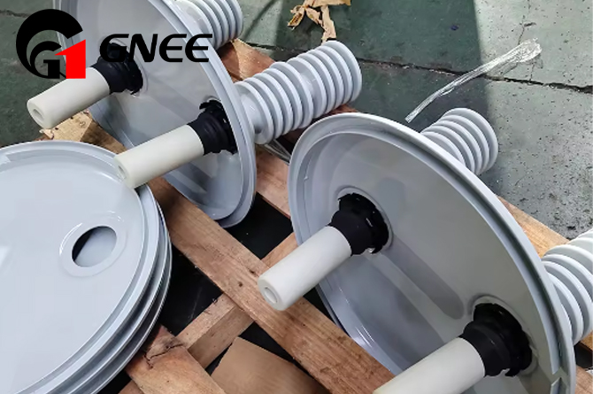 pole mounted current transformer